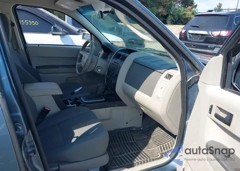 2010 Ford Escape Xls из США, поврежденный, VIN 1FMCU0C75AKA31711